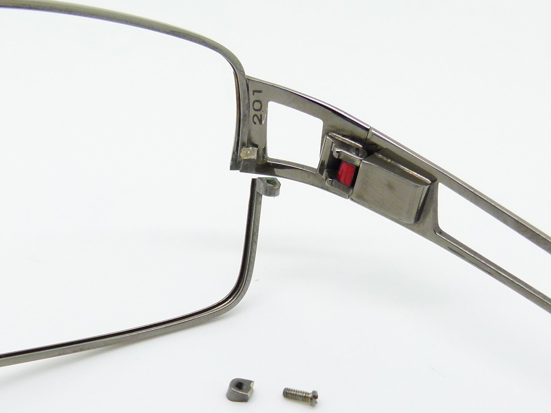 Ray ban sunglass 2024 repair near me